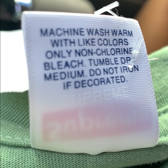 Supreme tee - Picture 4 of 4